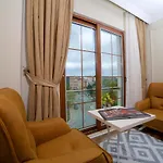 Ξενοδοχείο Vanilla & 3*