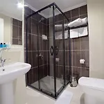 Ξενοδοχείο Vanilla & 3*